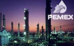 Pemex requiere recursos para explorar y aumentar su producción, sobre todo mar adentro y en...