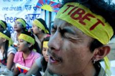 Las protestas, que comenzaron en la ciudad de Lhasa el 10 de marzo en el aniversario de un fallido...