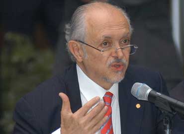 Molina, premio Nobel de Química en 1995, integrará la Oficina Ejecutiva de los...