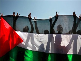 Según un informe que presentó, los menores palestinos retenidos sufren, al igual que...