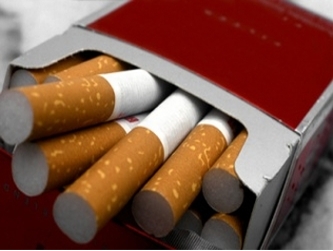 Empresas tabacaleras como Philip Morris México distribuyeron entre los encargados de los...