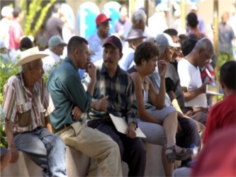 La población económicamente activa en Guatemala es de 3.5 millones, pero no hay...