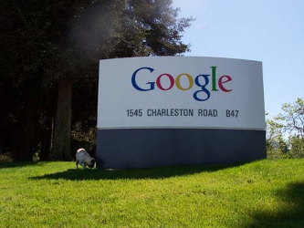 Anteriormente Google, que opera el mayor buscador de información de internet, había...