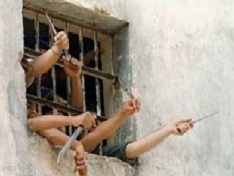 La huelga de hambre involucra a 32 de los 80 reclusos de la Mínima de Carabobo; unos 3,000...
