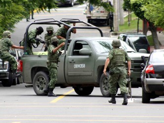 El enfrentamiento ocurrió después del mediodía del jueves en Ciudad Mier,...