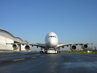 Los dos primeros ejemplares del A330-MRTT -una versión del de largo alcance A330-...