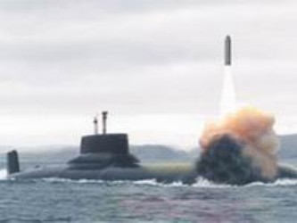 El misil fue disparado por el submarino nuclear 