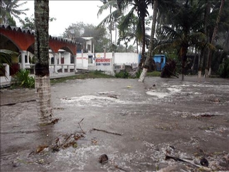 Las fuertes lluvias provocaron que los alcaldes de los municipios de Lajas, San Germán, Cabo...