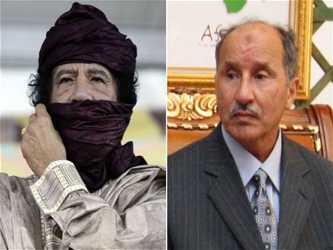 El presidente del Consejo Nacional, Mustafá Abdeljalil, ex ministro de Justicia de Gadafi,...