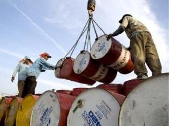 El barril de petróleo tipo Brent del Mar del Norte para entregas en abril se cotizaba en...