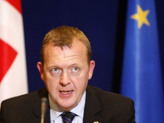 El primer ministro Loekke Rasmussen anunció que decidió cesar a la ministra de 67...