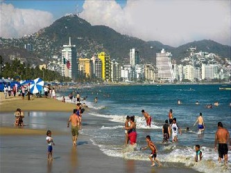 El organismo estatal y el municipio de Acapulco alertaron a la población para que no se...