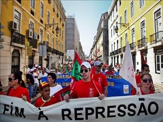 Un 10.8% de la población activa de Portugal está sin trabajo, lo que representa...