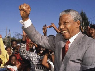 Mandela fue dado de alta a fines de enero, tras permanecer dos días hospitalizado por...