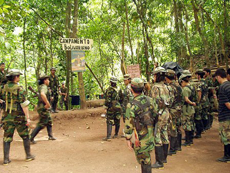 Según el Defensor del Pueblo, Volmar Pérez, un grupo de las FARC disparó el...