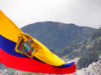 En 2010, Ecuador, cuyo paisaje combina montañas, selva y costas, y con tesoros como las...
