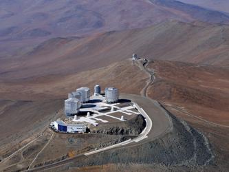 Bautizado VST, por VLT Survey Telescope, este instrumento es el mayor telescopio del mundo para la...