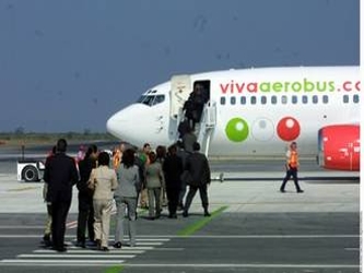 Vivaaerobús, aerolínea de bajo costo, competirá con Aeromar,...