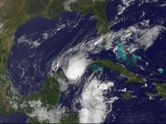 Las autoridades en Bermudas emitieron una alerta de tormenta tropical para el territorio...