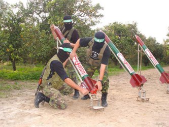 Los tiros, reivindicados en Gaza por el grupo radical Yihad Islámica, se produce mientras...