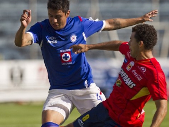 Cruz Azul, eliminado por el equipo michoacano en las semifinales del torneo pasado, intentaba...