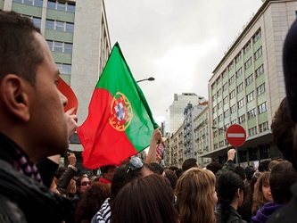 Portugal es uno de los miembros más débiles de la eurozona y necesitó a...