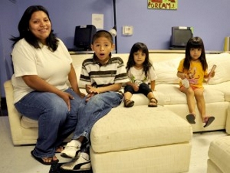 En México, del total de las mujeres con hijos, 20.9 por ciento son jefas de familia y el...