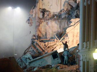 Cinco obreros estaban en el edificio al momento de la explosión, y uno de ellos, Alessandro...