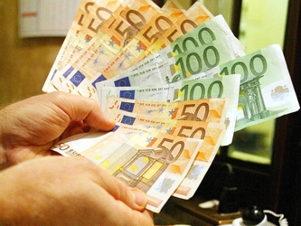 Austria comparte la idea introducir en toda la Unión Europea en 2014 una tasa sobre las...