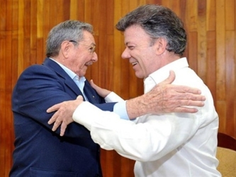 Santos estuvo en La Habana unas nueve horas, la mayor parte con Castro y luego con el venezolano...