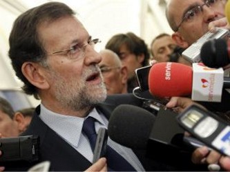 Rajoy anunció que cada viernes en el Consejo de Ministros se seguirían aprobando...