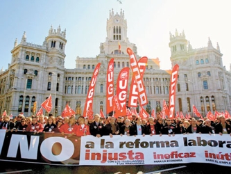 En el mitin en la plaza madrileña, Fernández Toxo criticó la reforma laboral...