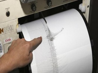 El observatorio sismológico Kandilli dijo que el sismo de magnitud 5.5 se registró a...