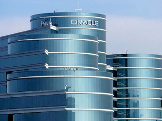 Oracle reportó un alza del 1 por ciento en sus ingresos trimestrales, que sumaron casi...