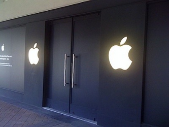 La entidad dijo el lunes que Apple no había cumplido totalmente con su pedido inicial y...