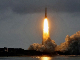 15 minutos después del lanzamiento, el Konotori-3 fue colocado en órbita por el...