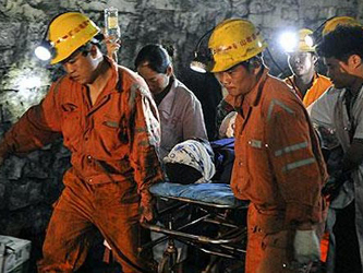 La policía ha detenido a los tres propietarios de la mina, gestionada por la empresa...