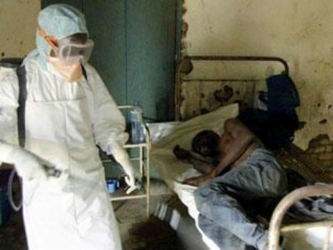 Con el fin de asistir al país africano en la tarea de controlar el brote de Ébola en...