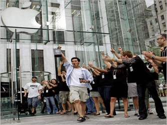 Apple ha ido reduciendo sus pedidos a Samsung en un intento por diversificar su línea de...