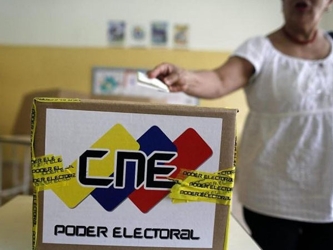 La votación del domingo será sólo para elegir presidente. En Venezuela no hay...