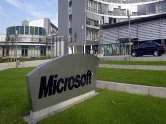 Según Bruselas, Microsoft no ha cumplido con la orden desde febrero de 2011, lo que la...