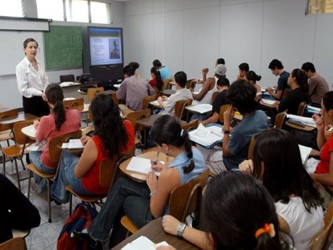 En 2012 se destinaron más de 127 mil millones de pesos a la educación superior y a...