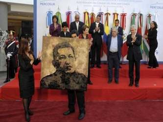 El propio Chávez divulgó un comunicado en el que manifestó que la cita de...