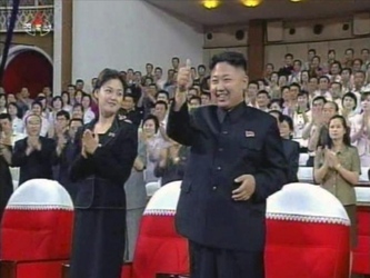 El joven Kim Jong-un asumió el poder en diciembre del 2011 tras la muerte de su padre y...