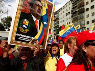 El chavismo tiñó de rojo el mapa electoral al ganar 20 de las 23 gobernaciones del...