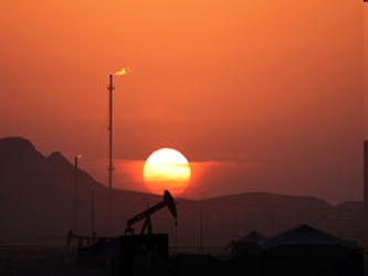 En cambio, en campos de Pemex, que además del gas producen petróleo, aumentaron, por...