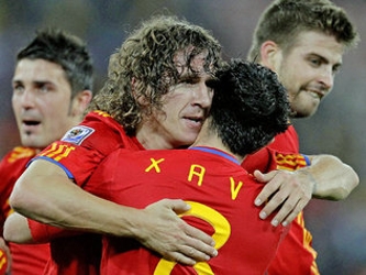 España se convirtió en el primer país en ganar dos Eurocopas consecutivas y un...
