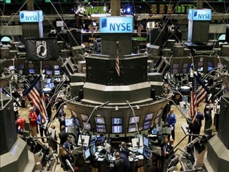 El Dow se disparó el miércoles 308 puntos, o 2,4%, el mayor avance en puntos para...