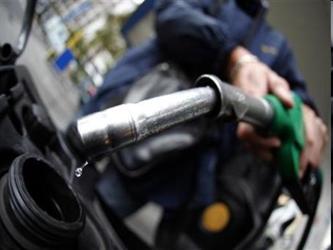El gobierno anterior decidió aplicar el subsidio a los combustibles automotrices a pesar de...