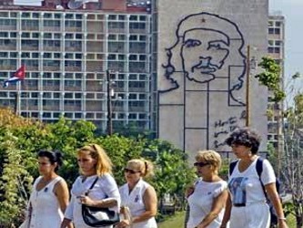 El historial de derechos humanos de Cuba ha sido cuestionado por otros países y grupos...